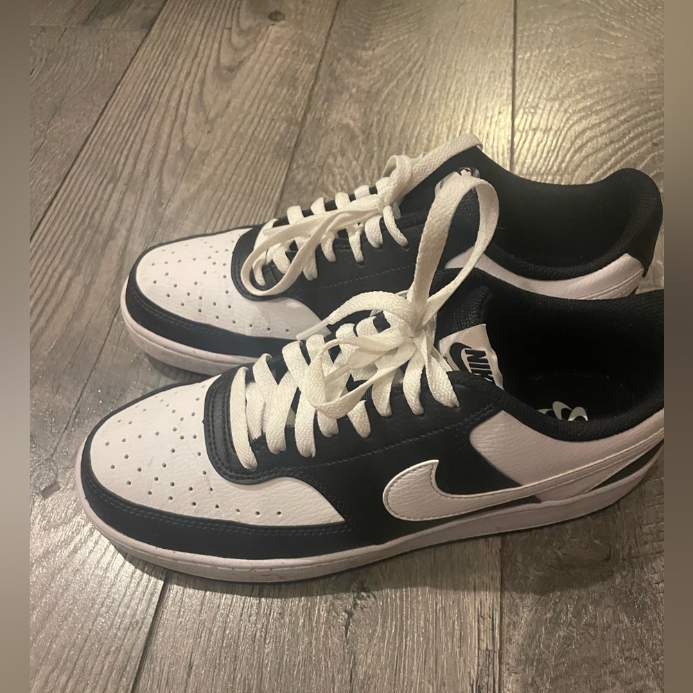 Women’s Nike Court Vision Next Nature
Women's Low-Top Shoes